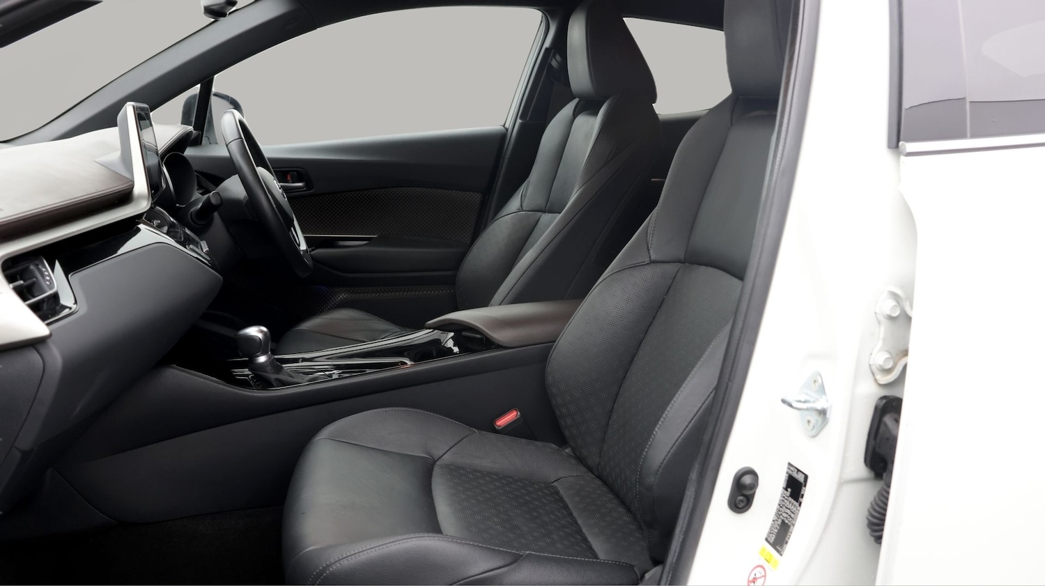 Used Toyota C-HR 2019 for sale - 77622803: Photo 14