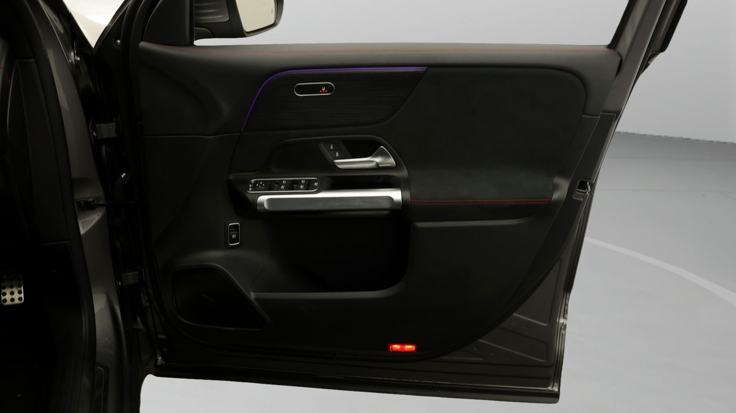 Used Mercedes-Benz EQB 2023 for sale - 77735567: Photo 15