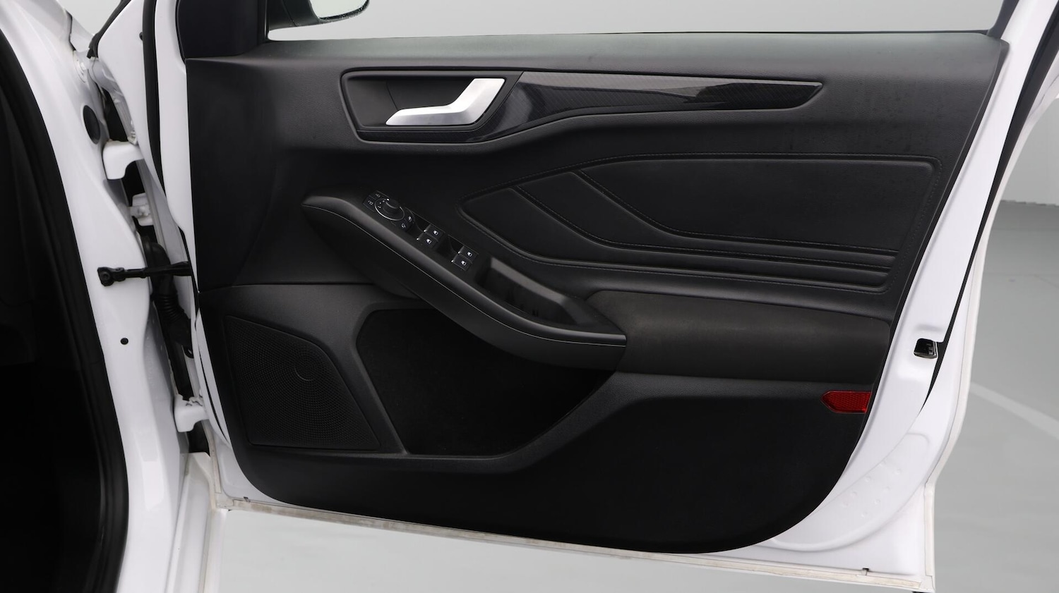 Used Ford Focus 2023 for sale - 76136954: Photo 16