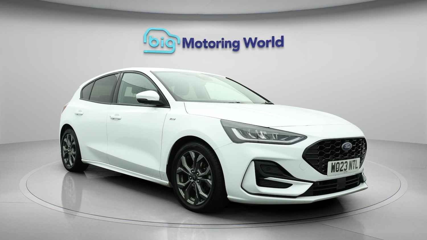 Used Ford Focus 2023 for sale - 76136954: Photo 2