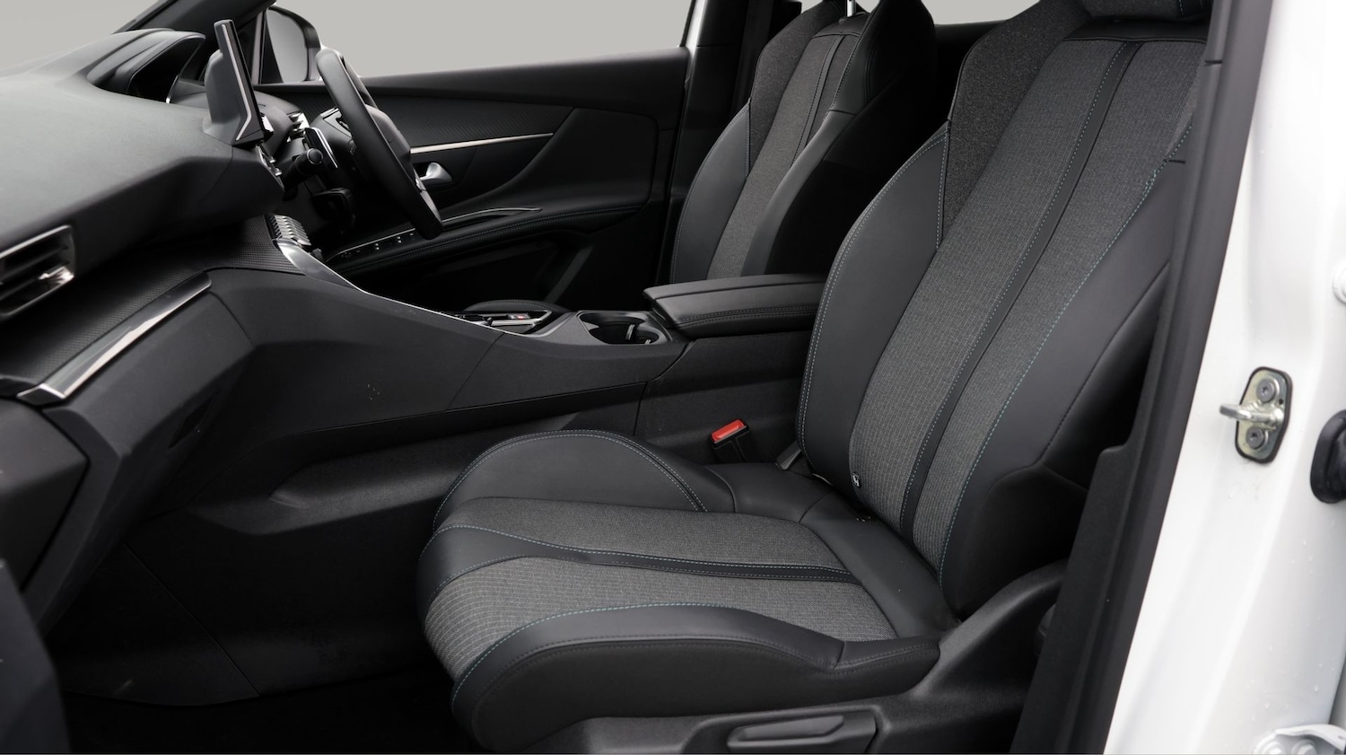 Used Peugeot 3008 2024 for sale - 77569322: Photo 14