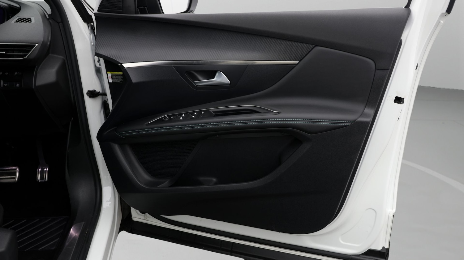 Used Peugeot 3008 2024 for sale - 77569322: Photo 15