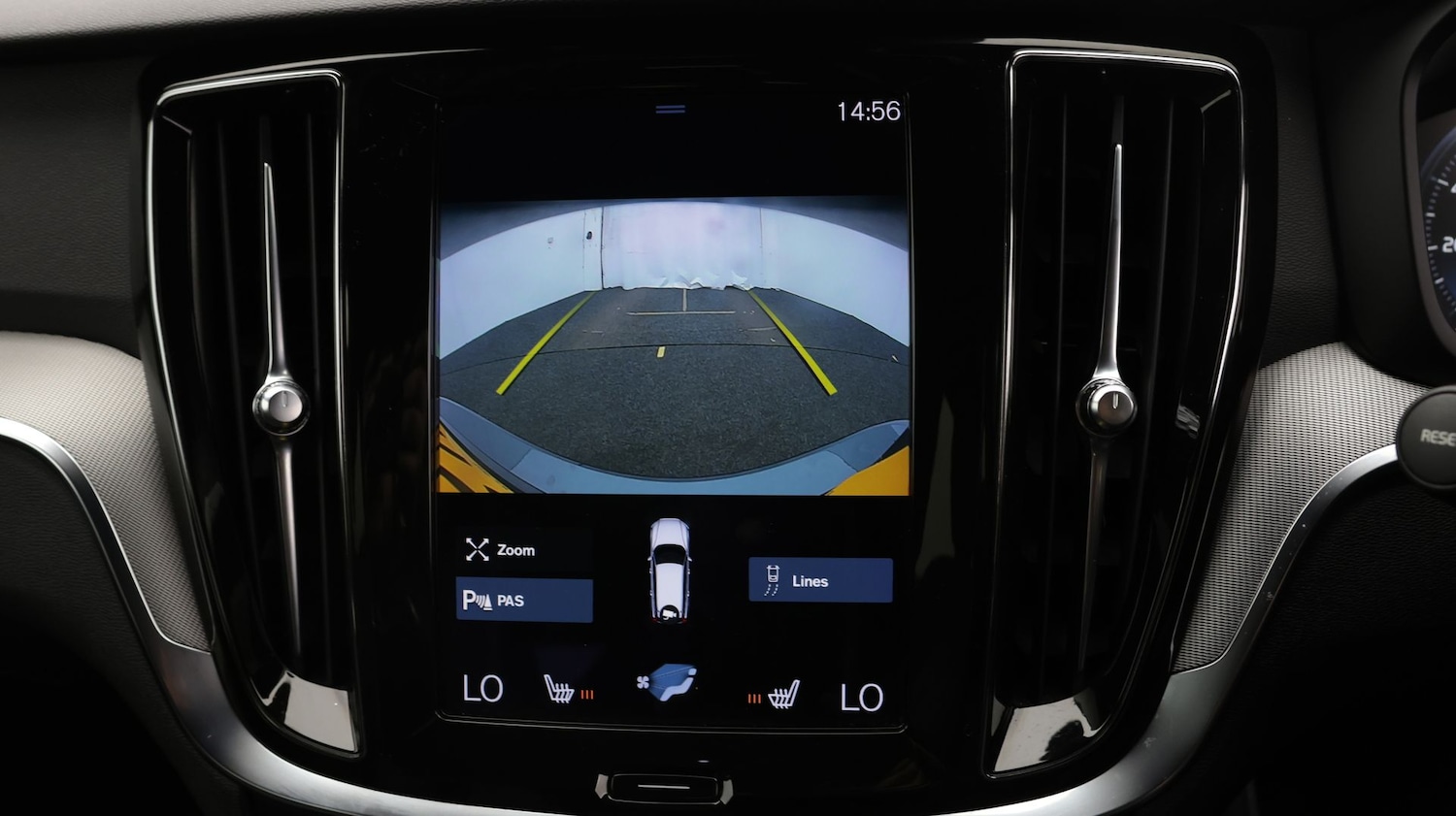 Used Volvo V60 2021 for sale - 78014999: Photo 24