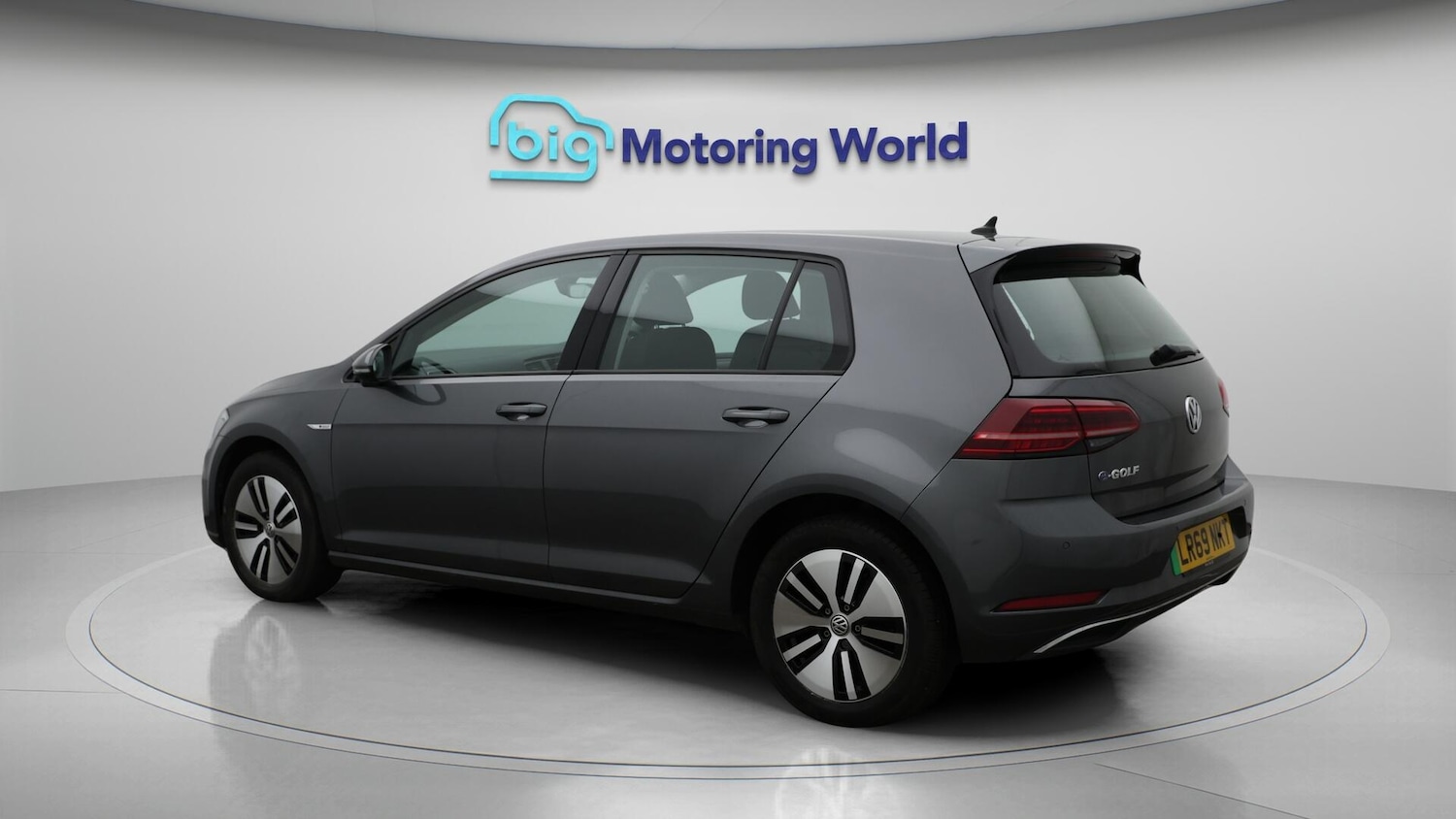 Used Volkswagen Golf 2019 for sale - 76380480: Photo 5