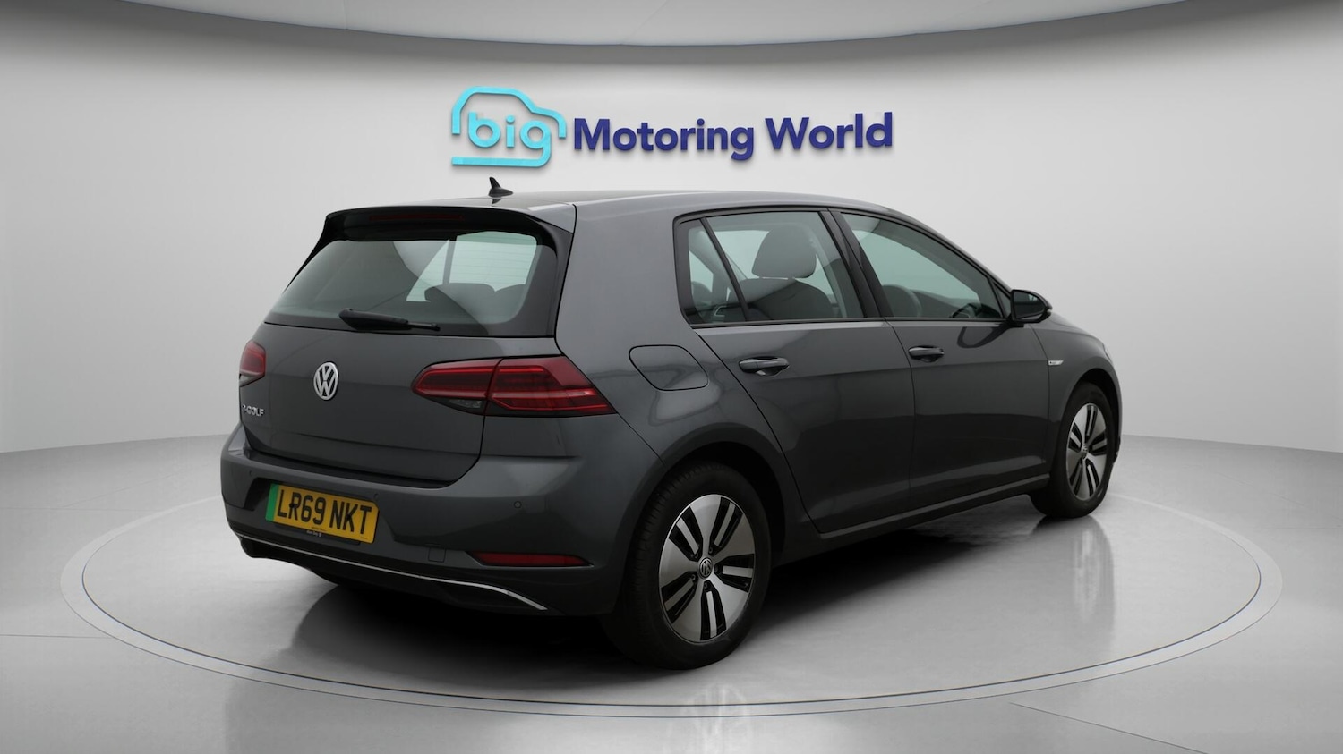 Used Volkswagen Golf 2019 for sale - 76380480: Photo 7