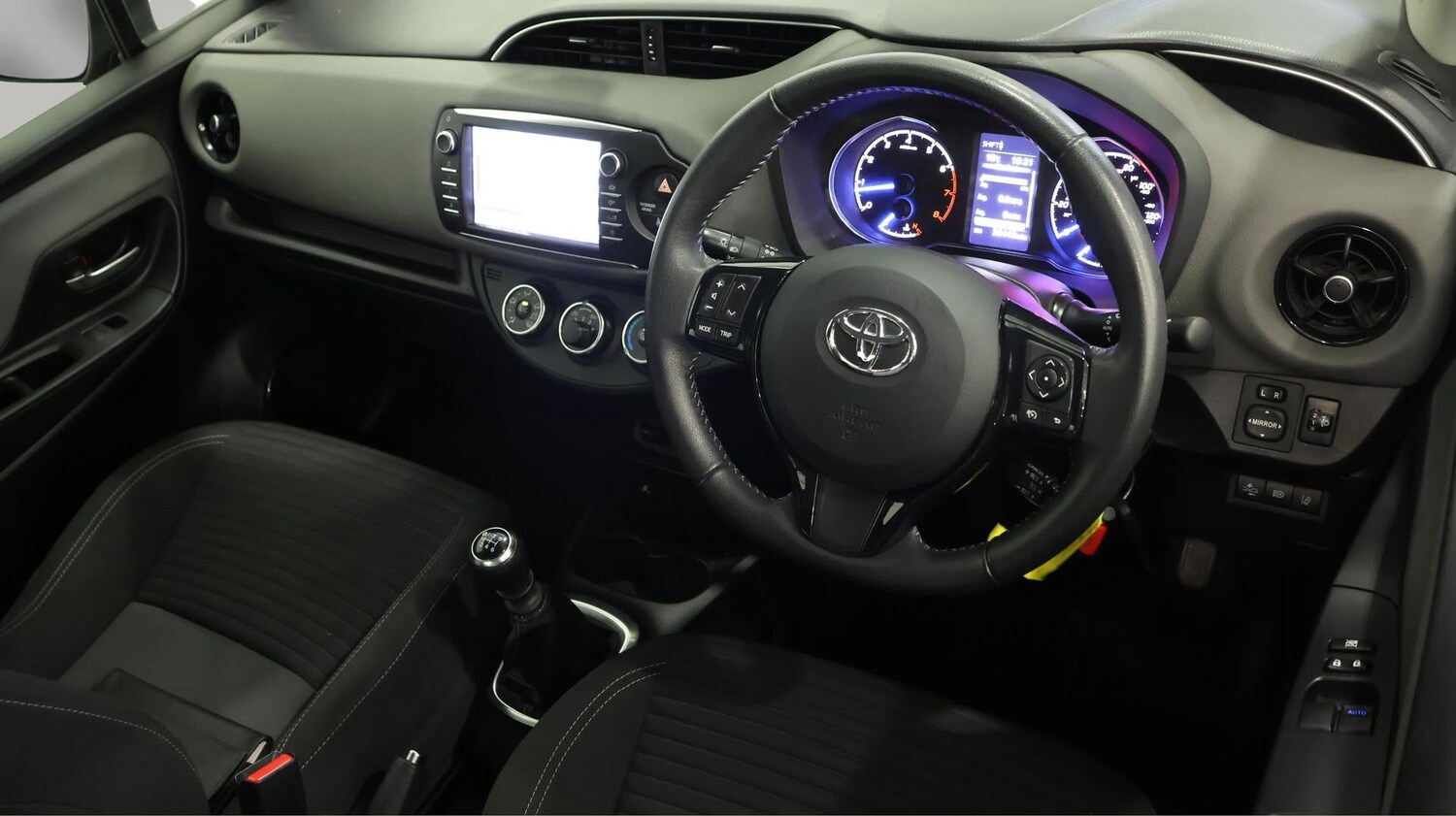 Used Toyota Yaris 2019 for sale - 76381037: Photo 10