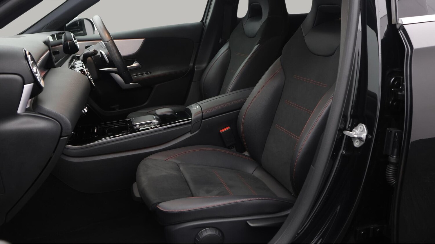 Used Mercedes-Benz A-Class for sale - 76522404: Photo 15