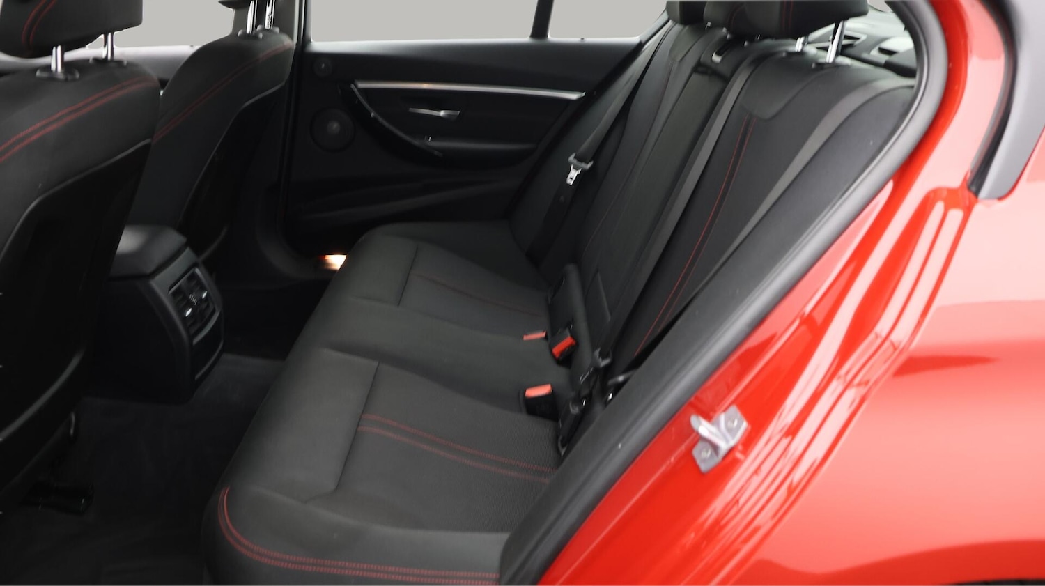 Used BMW 3 Series 2018 for sale - 76715454: Photo 17