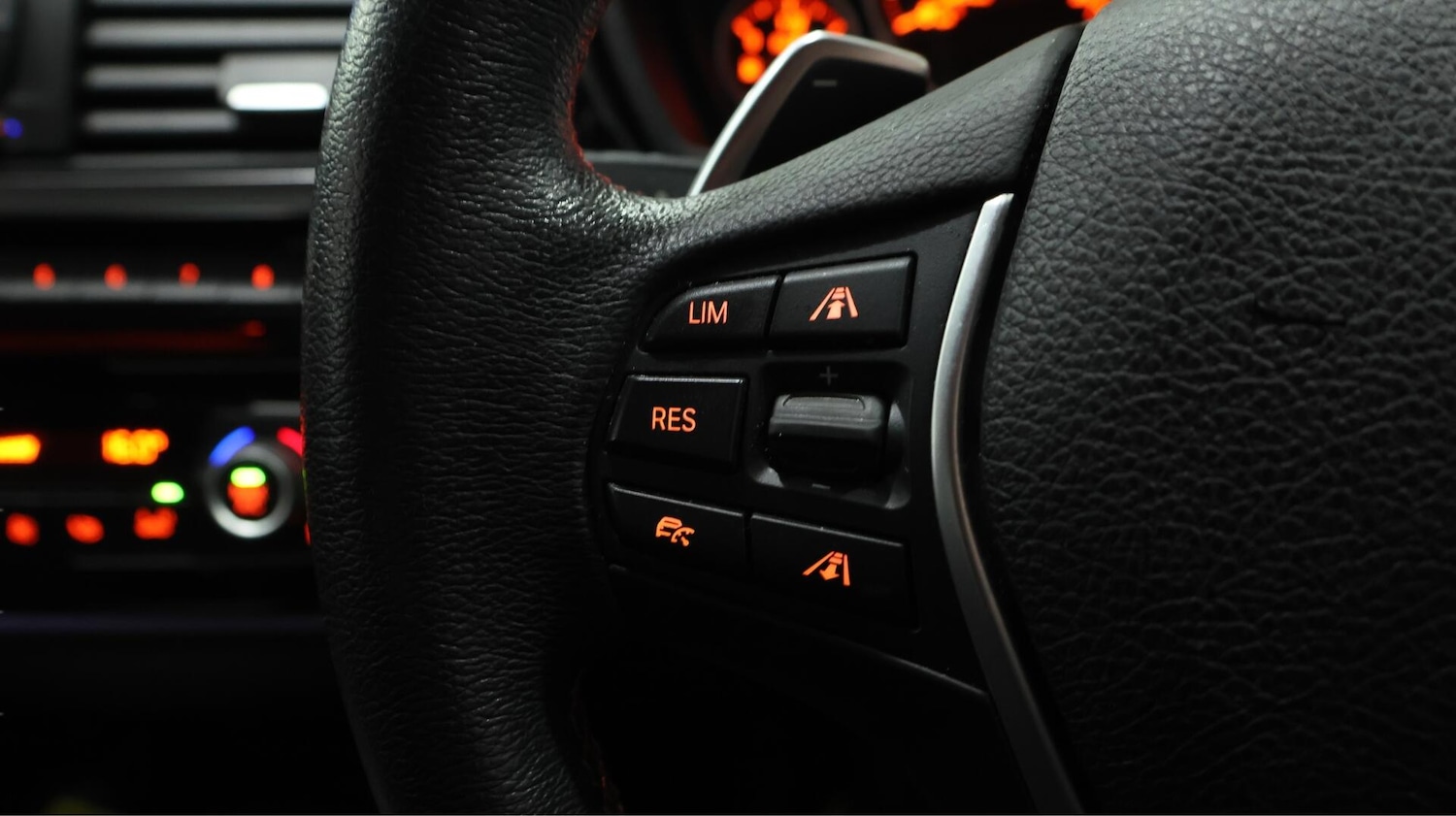 Used BMW 3 Series 2018 for sale - 76715454: Photo 22