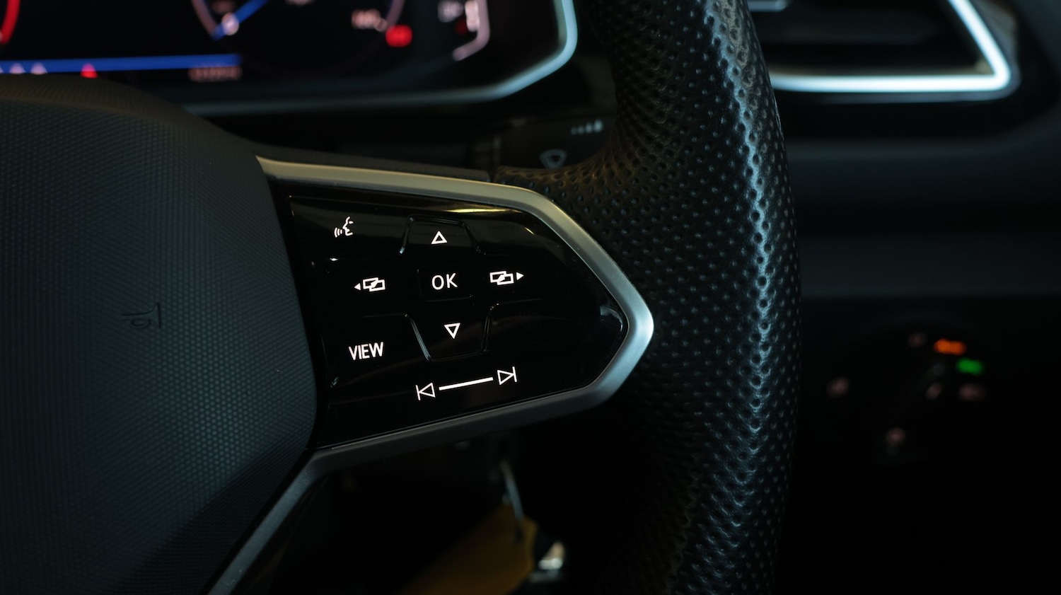 Used Volkswagen T-Roc 2023 for sale - 78123855: Photo 20