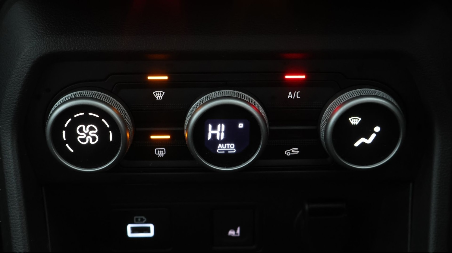 Used Dacia Sandero Stepway 2023 for sale - 77528789: Photo 12