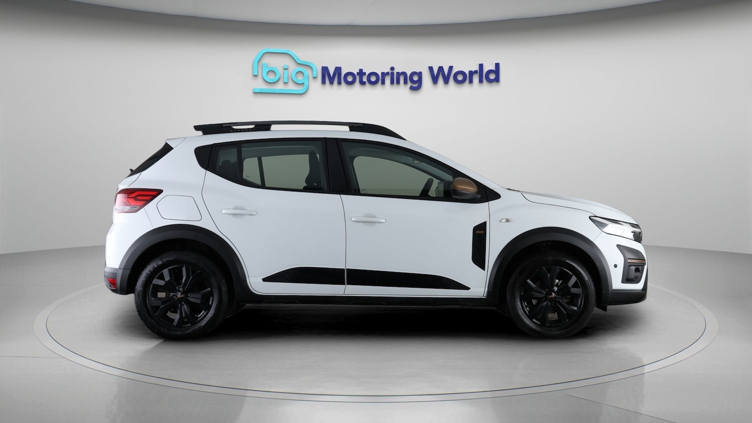 Used Dacia Sandero Stepway 2023 for sale - 77528789: Photo 8