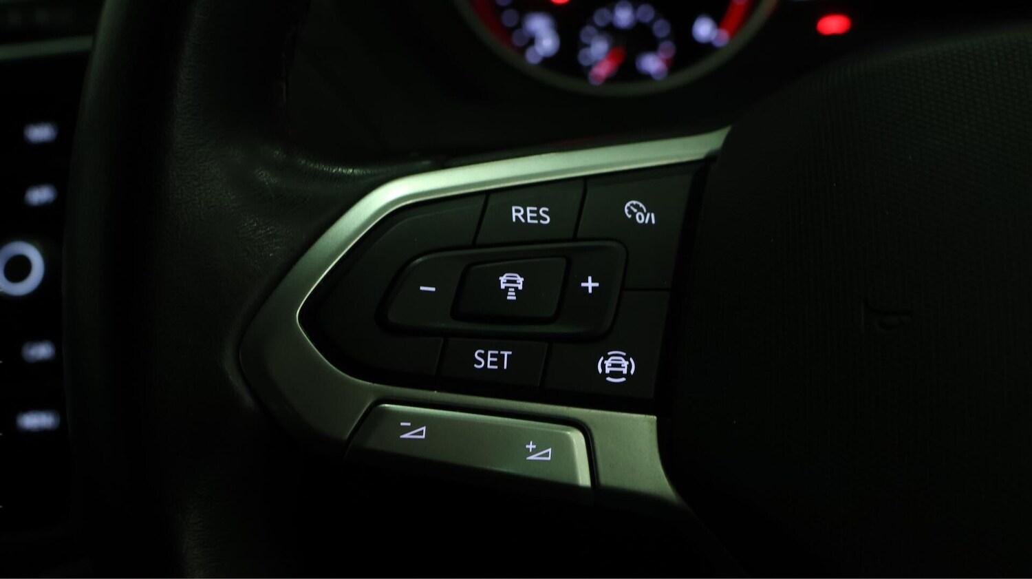 Used Volkswagen Tiguan 2022 for sale - 76572686: Photo 22