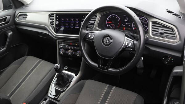 Used Volkswagen T-Roc 2020 for sale - 76307280: Photo 10