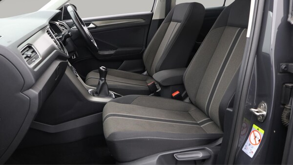 Used Volkswagen T-Roc 2020 for sale - 76307280: Photo 15