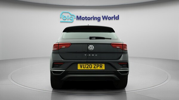 Used Volkswagen T-Roc 2020 for sale - 76307280: Photo 7