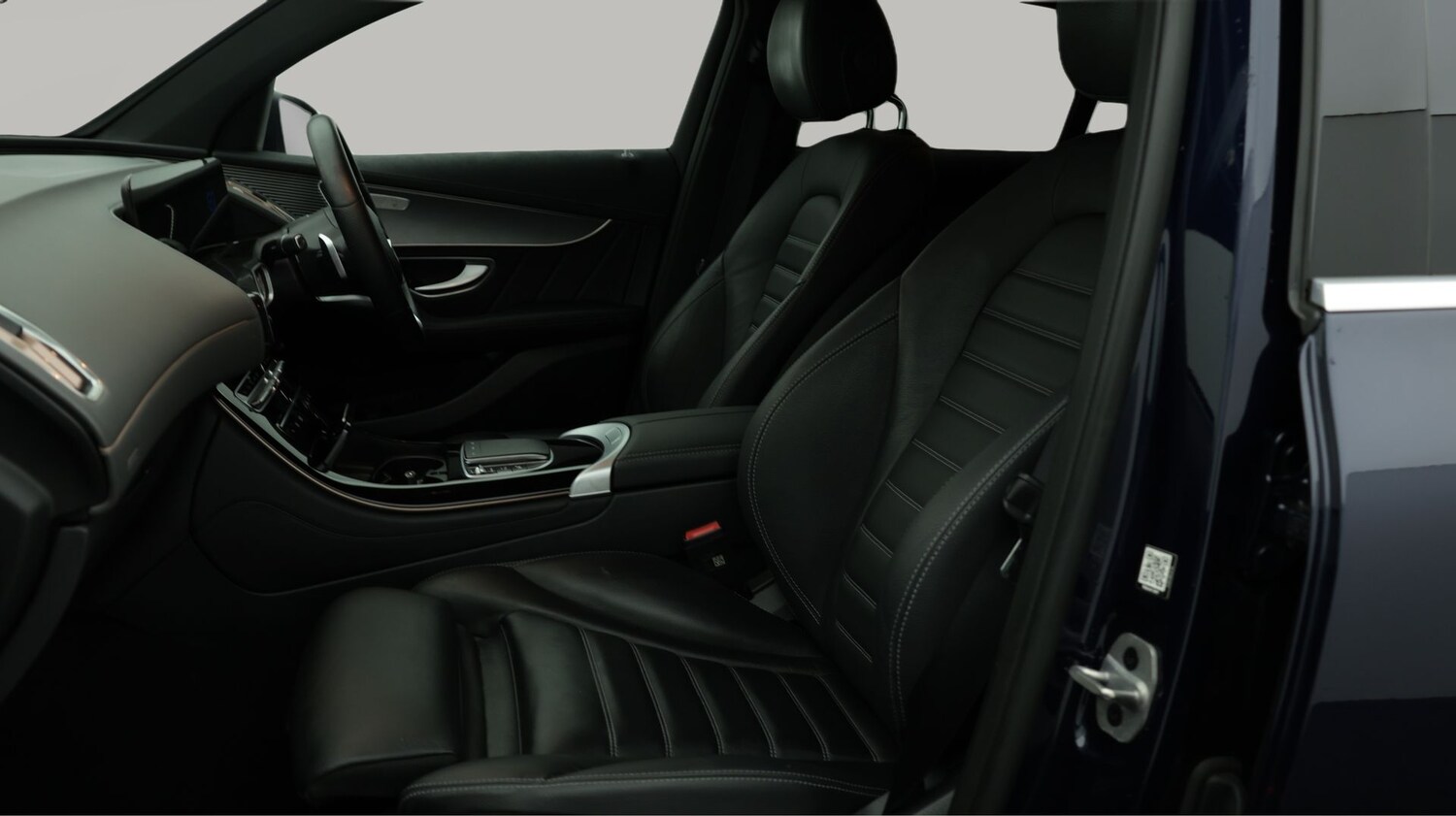 Used Mercedes-Benz EQC 2023 for sale - 77992842: Photo 14