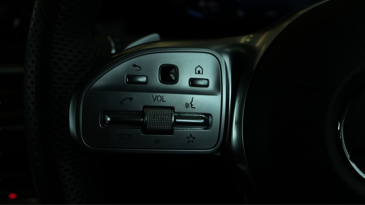 Used Mercedes-Benz EQC 2023 for sale - 77992842: Photo 23