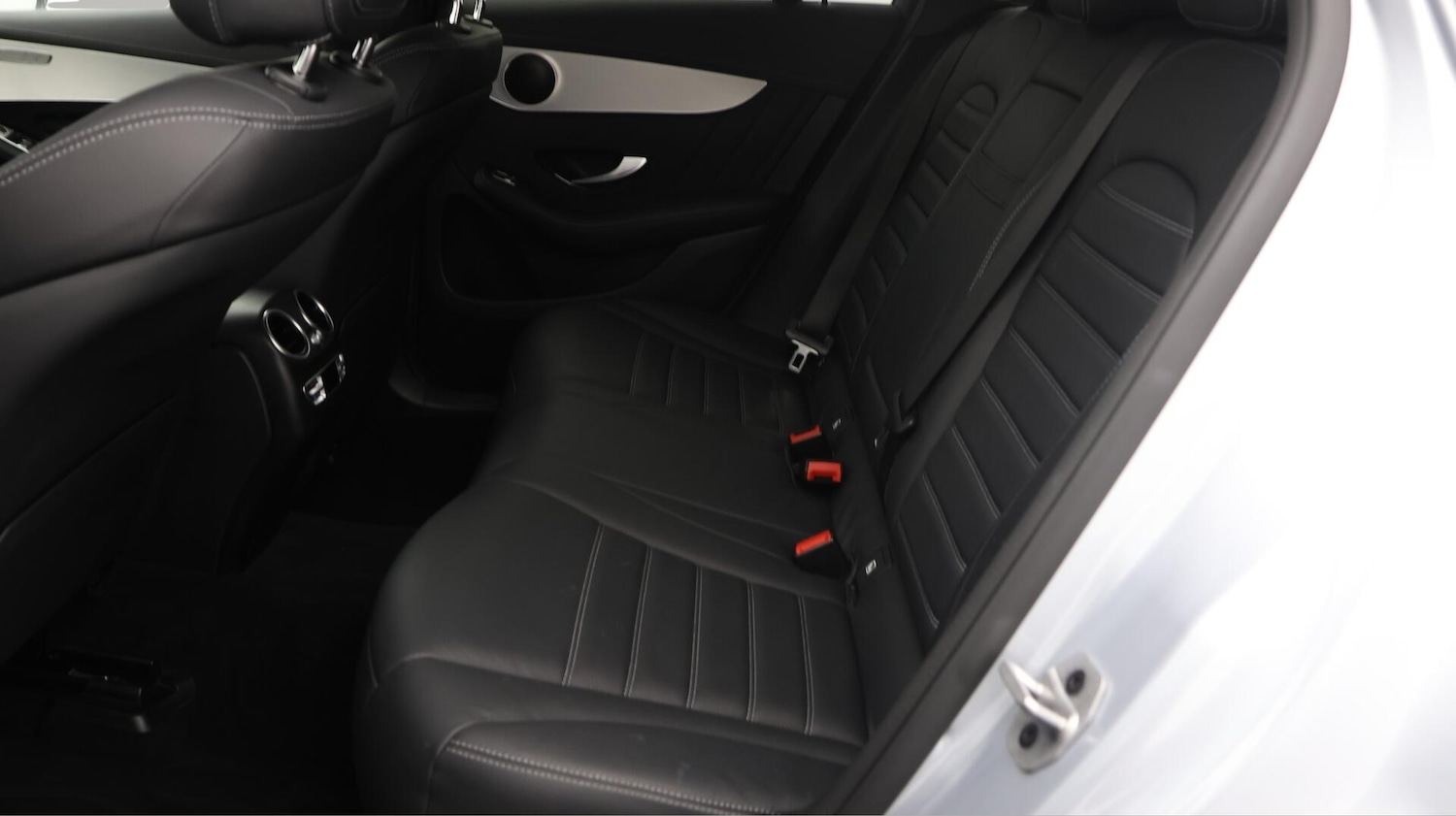 Used Mercedes-Benz GLC 2022 for sale - 76381230: Photo 17