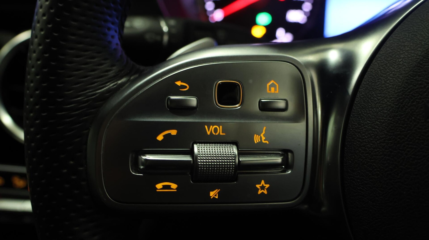 Used Mercedes-Benz GLC 2022 for sale - 76381230: Photo 25