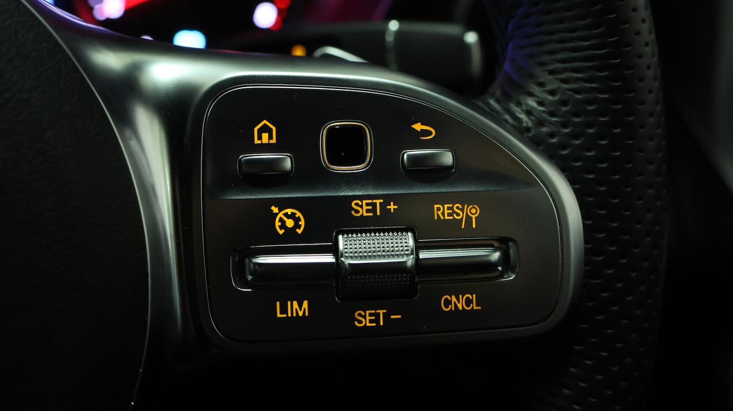 Used Mercedes-Benz GLC 2022 for sale - 76381230: Photo 26