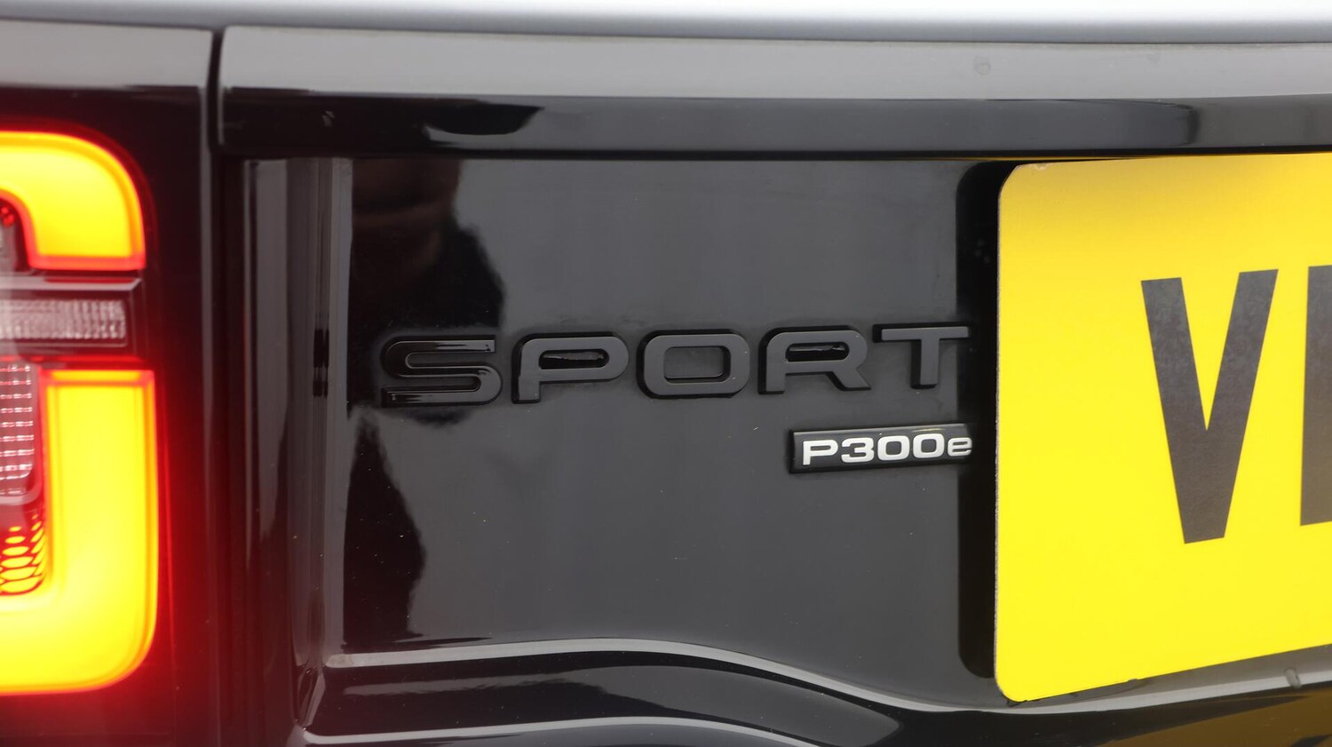 Used Land Rover Discovery Sport 2020 for sale - 76381359: Photo 21