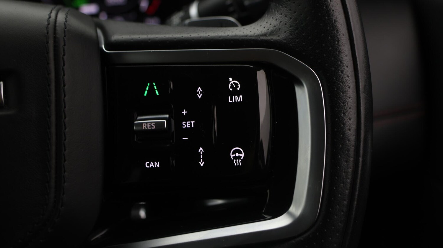 Used Land Rover Discovery Sport 2020 for sale - 76381359: Photo 23