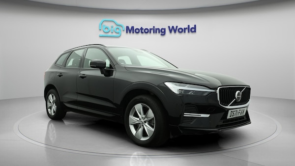 Used Volvo XC60 2022 for sale - 76294775: Photo 2