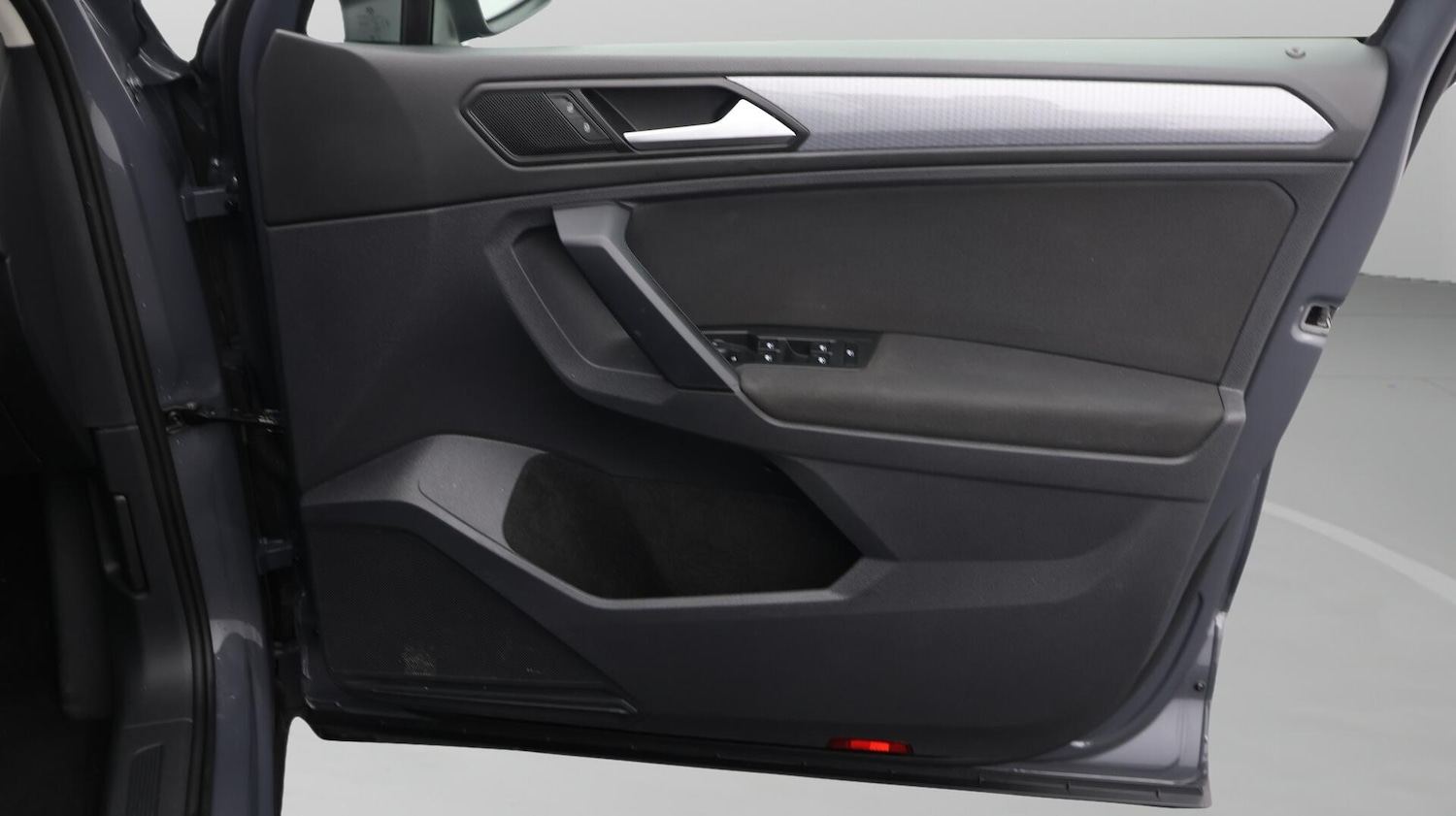 Used Volkswagen Tiguan 2023 for sale - 76592047: Photo 16