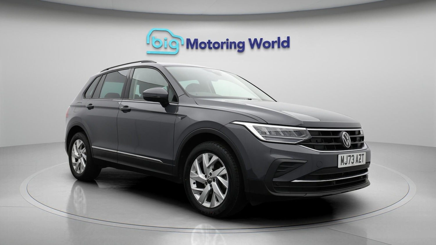 Used Volkswagen Tiguan 2023 for sale - 76592047: Photo 2