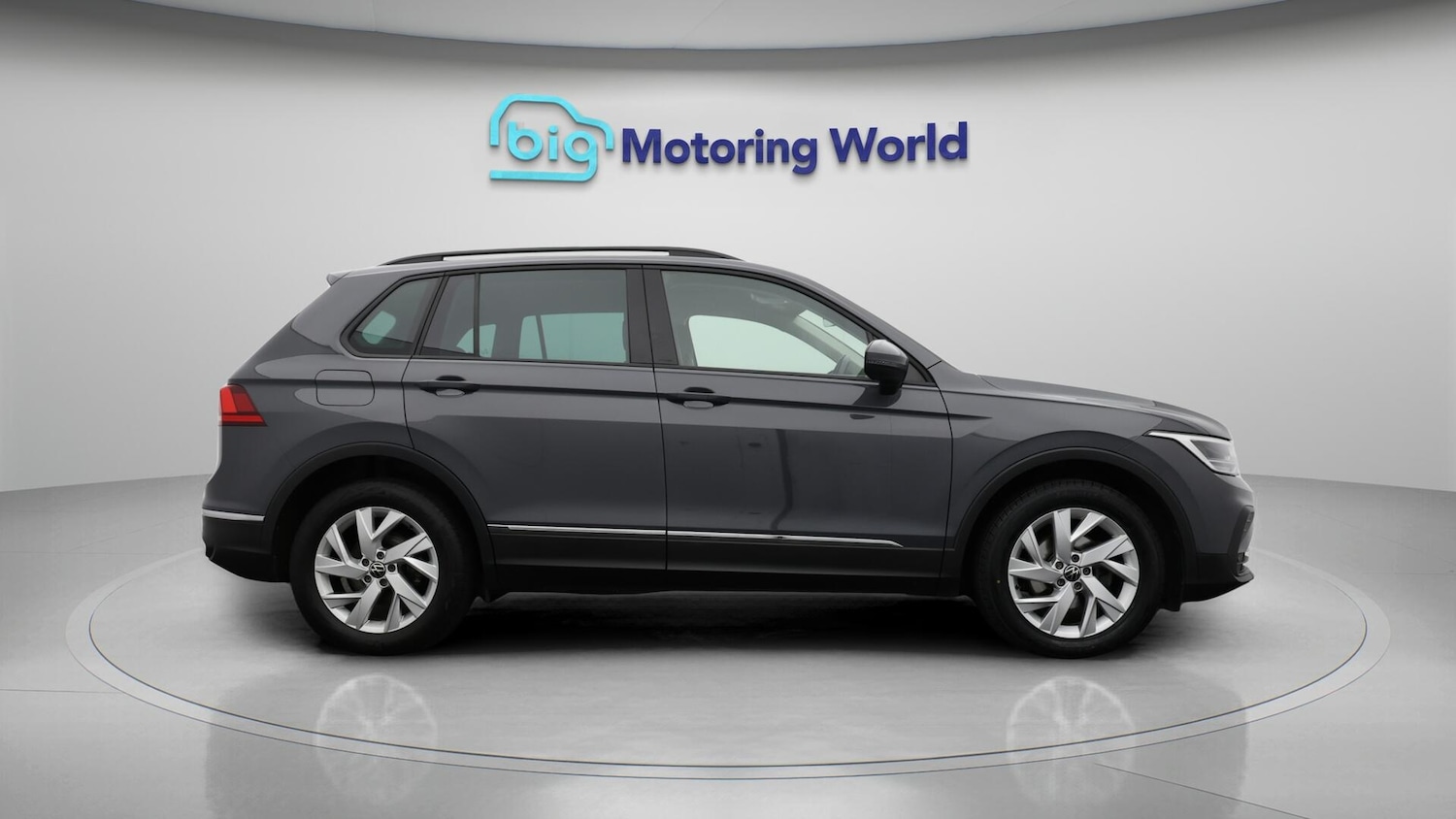 Used Volkswagen Tiguan 2023 for sale - 76592047: Photo 9