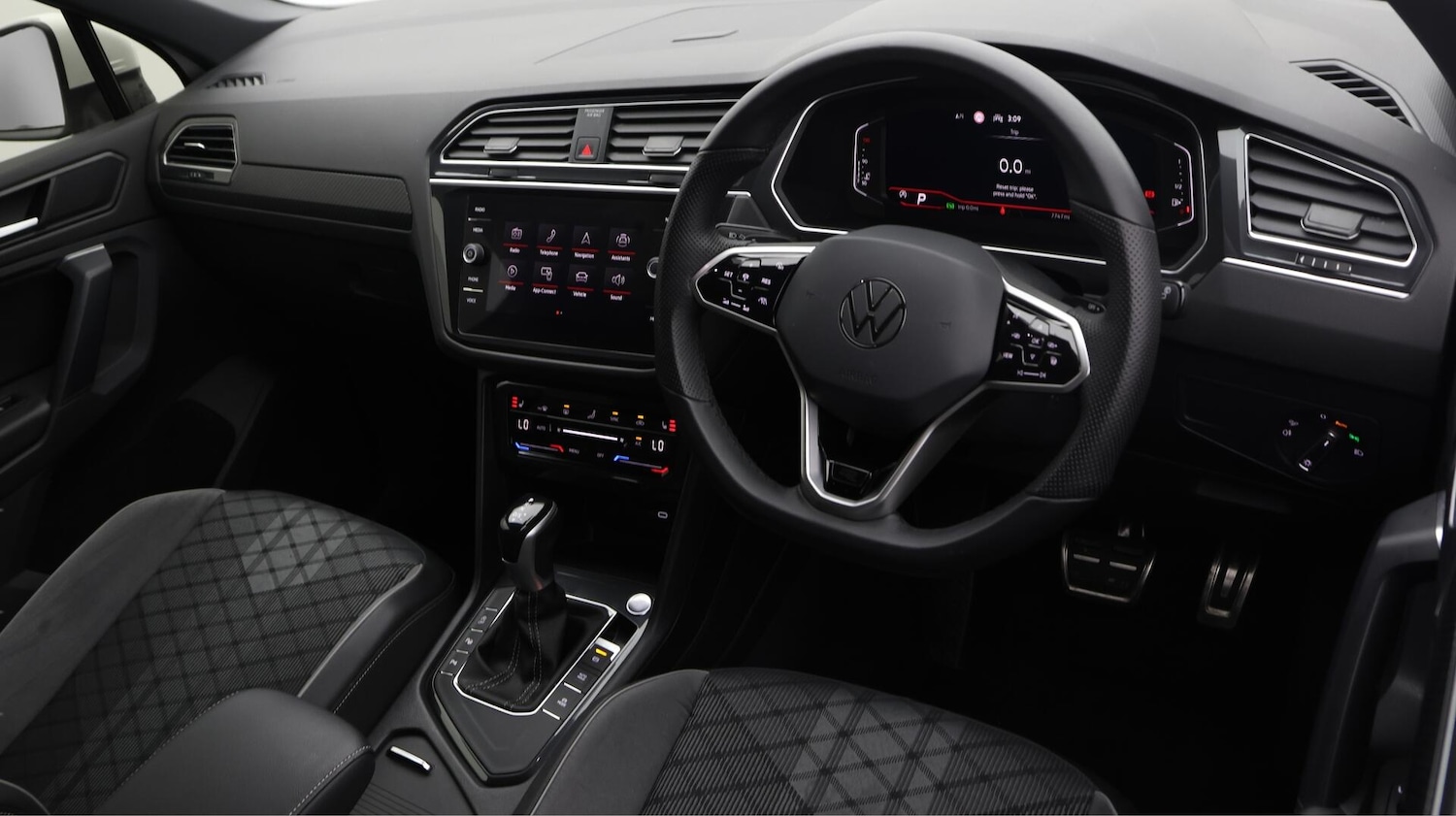 Used Volkswagen Tiguan 2023 for sale - 76562545: Photo 10