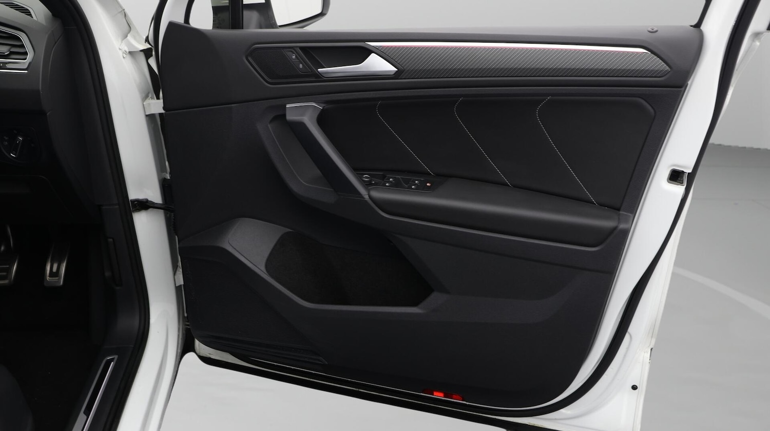 Used Volkswagen Tiguan 2023 for sale - 76562545: Photo 16