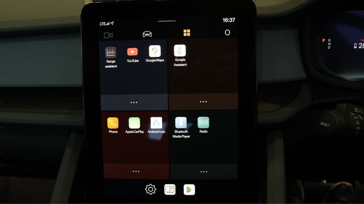 Used Polestar Polestar 2 2023 for sale - 77998170: Photo 11