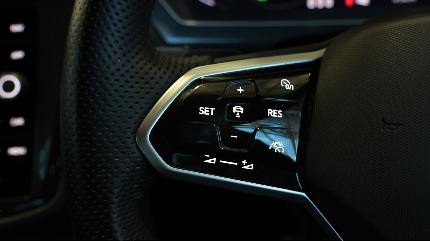 Used Volkswagen Tiguan 2023 for sale - 77802198: Photo 20