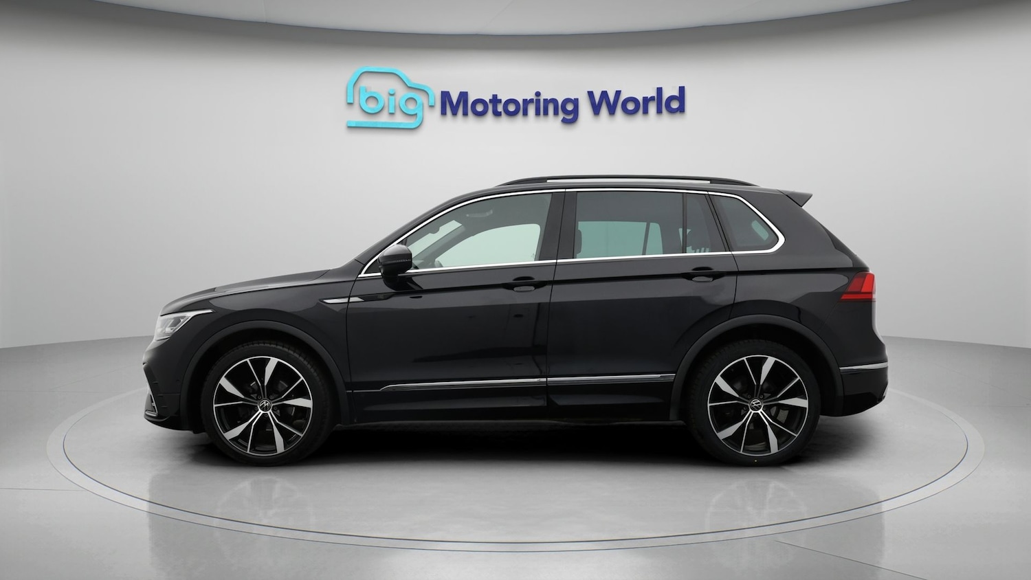 Used Volkswagen Tiguan 2023 for sale - 77802198: Photo 4