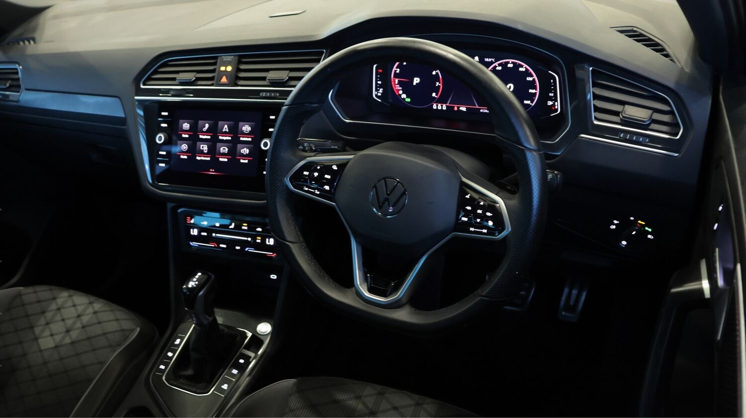 Used Volkswagen Tiguan 2023 for sale - 77802198: Photo 9