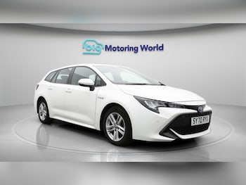 (70) - 1.8 VVT-h Icon Tech Touring Sports 5dr Petrol Hybrid CVT Euro 6 (s/s) (122