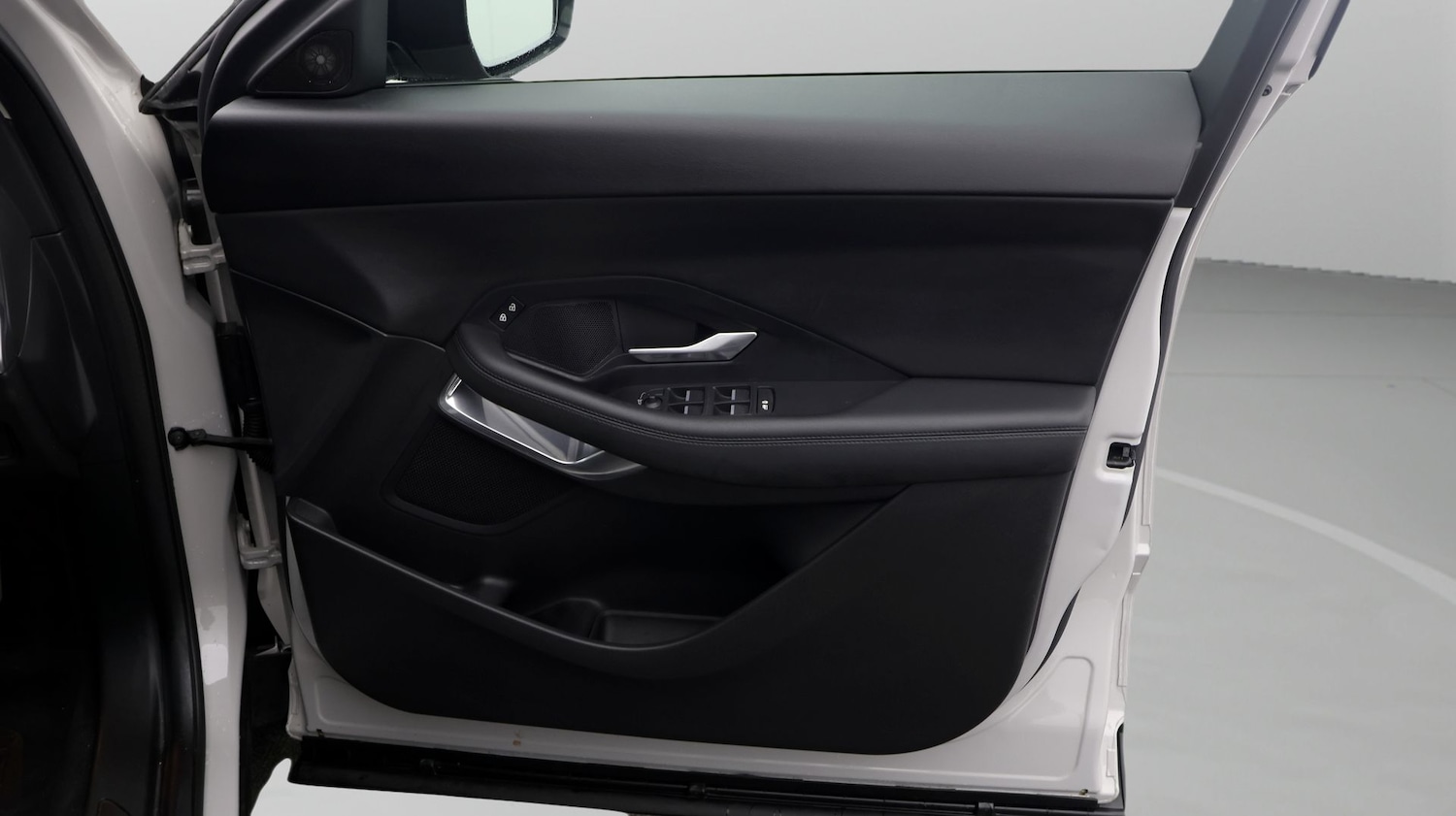 Used Jaguar E-Pace 2021 for sale - 77342781: Photo 15