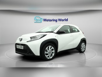 Used Toyota Aygo X 2023 for sale - 76151863: Photo
