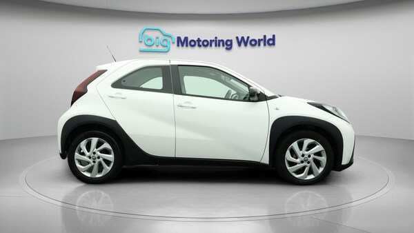 Used Toyota Aygo X 2023 for sale - 76151863: Photo 8