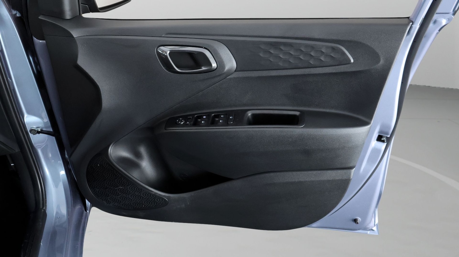 Used Hyundai i10 2023 for sale - 77675512: Photo 14