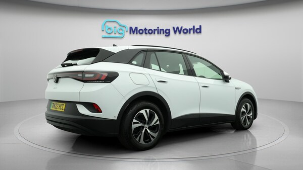 Used Volkswagen ID.4 2022 for sale - 76270948: Photo 8