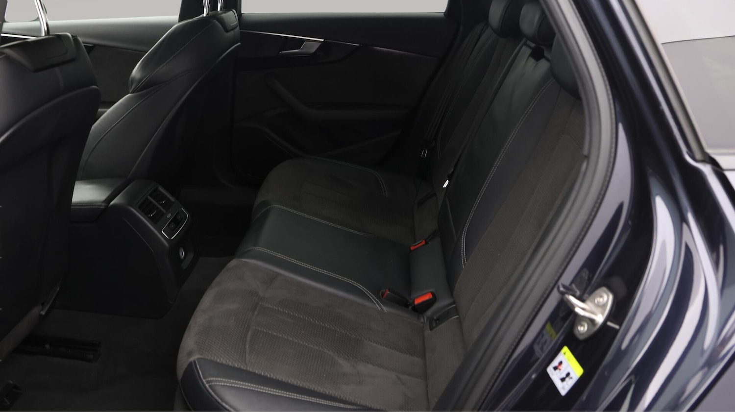 Used Audi A4 2018 for sale - 76562114: Photo 17