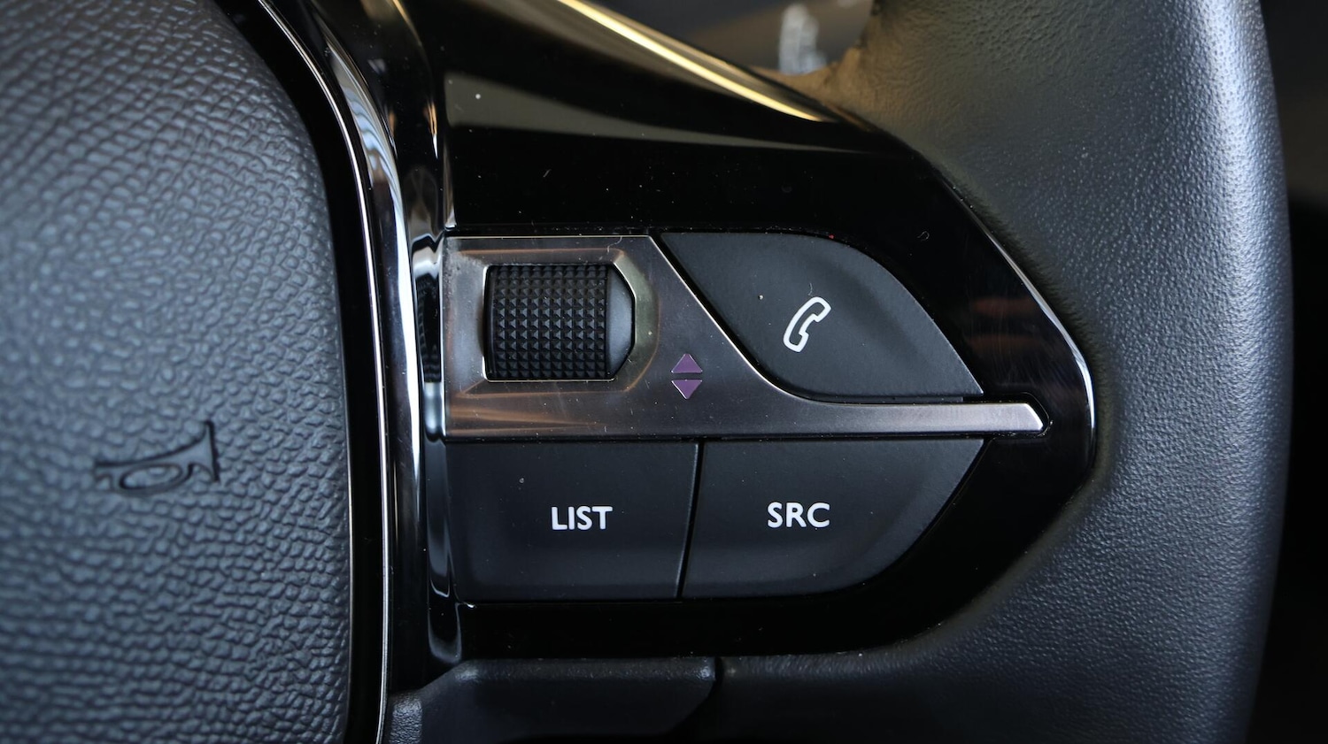 Used Peugeot 2008 2024 for sale - 76122071: Photo 24