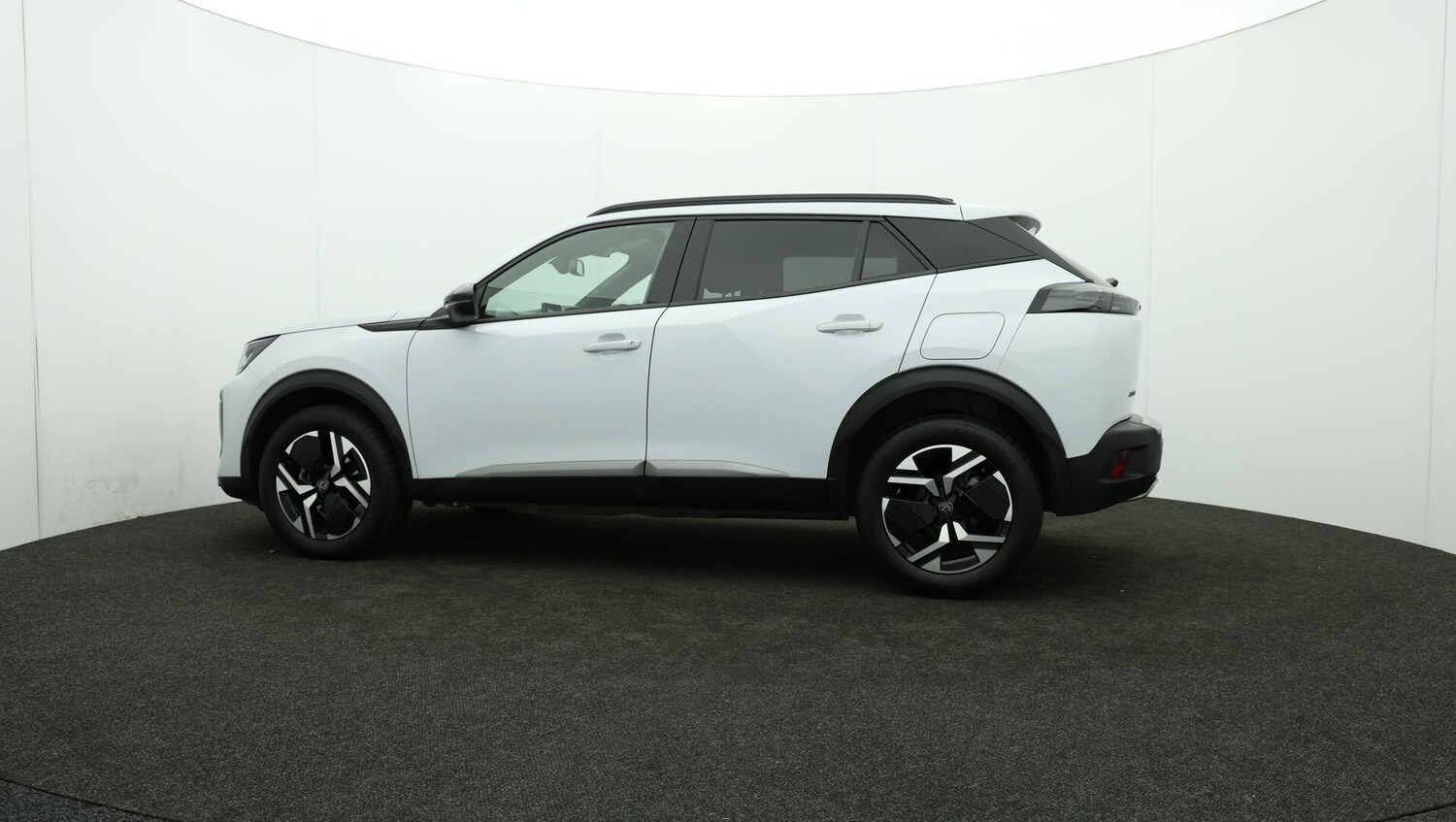 Used Peugeot 2008 2024 for sale - 76122071: Photo 75