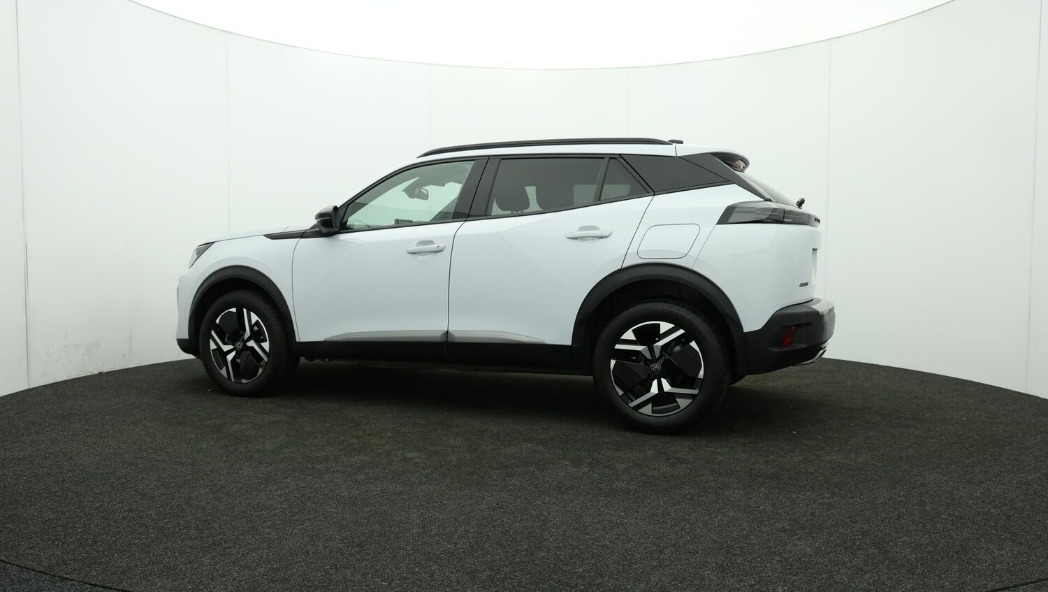 Used Peugeot 2008 2024 for sale - 76122071: Photo 76