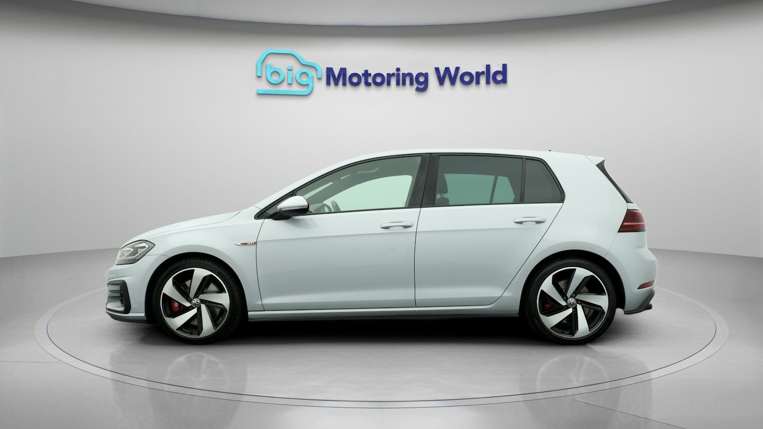 Used Volkswagen Golf 2019 for sale - 77640899: Photo 4