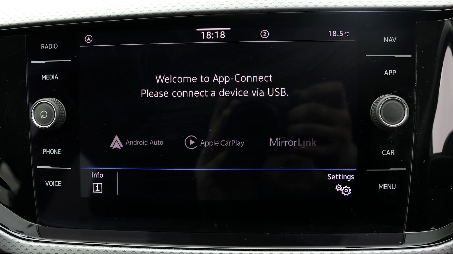 Used Volkswagen T-Cross 2021 for sale - 77413363: Photo 25