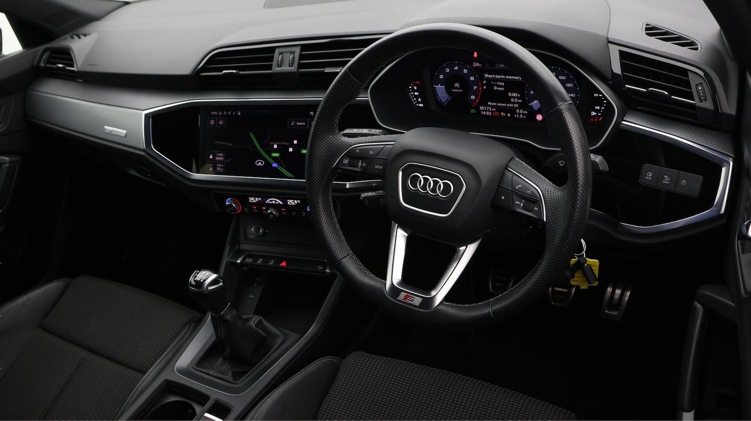 Used Audi Q3 2023 for sale - 76657646: Photo 10